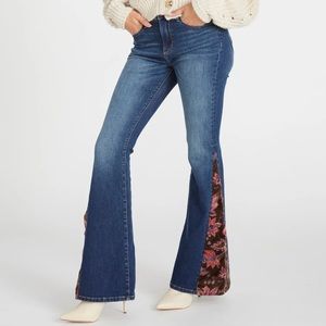 NEW DRIFTWOOD Farrah Flare Jeans St Lucia Dark Wash Floral Velour Contrast 28x33